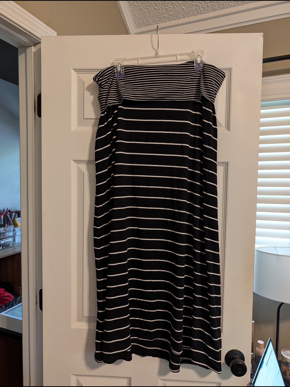 Old Navy Black and White Striped Maxi Skirt Size 1x